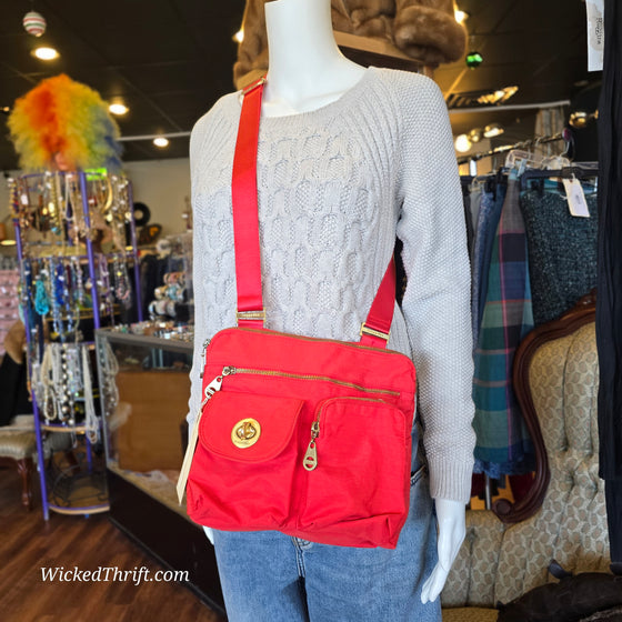 BAGGALLINI Red Travel Bag